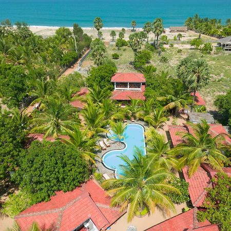 Babar Point Hotel Arugam Bay Exterior photo